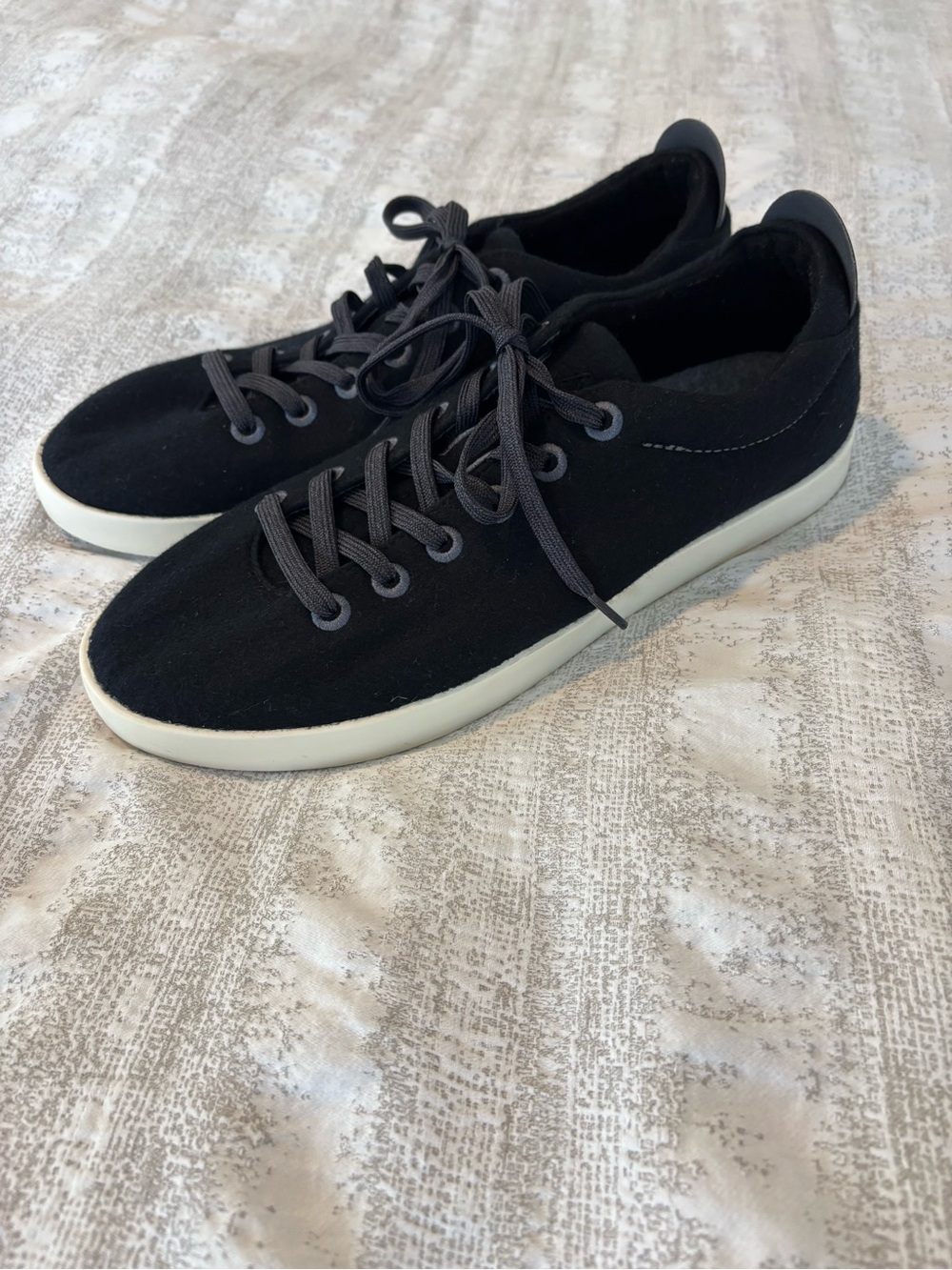 allbirds Men's Black Low-Profile Sneakers with Off-White Sole